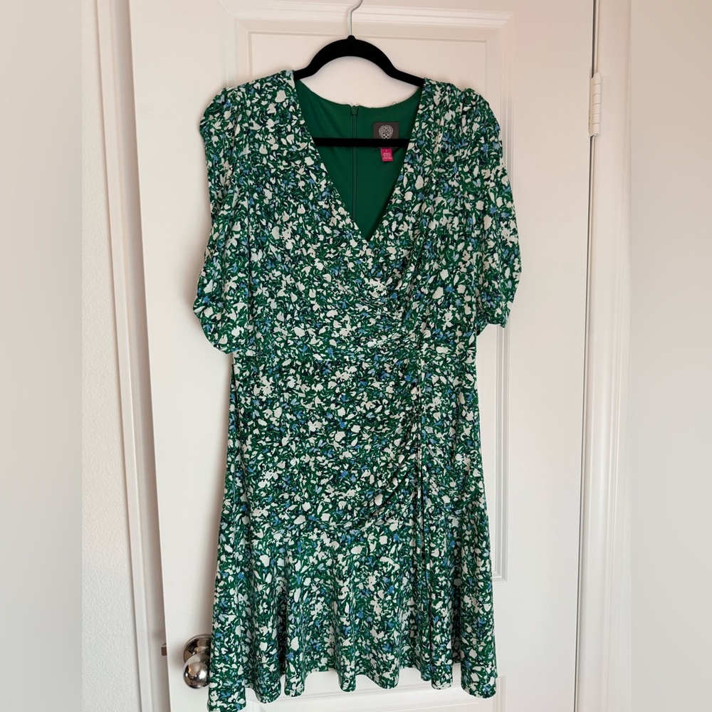 Vince Camuto Green and White Floral Midi Dress